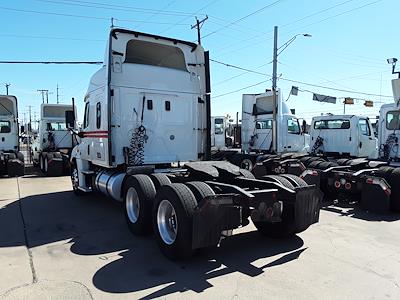 Used 2017 Freightliner Cascadia Sleeper Cab 6x4, Semi Truck for sale #675509 - photo 2