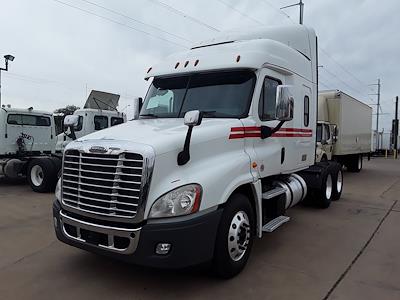 Used 2017 Freightliner Cascadia Sleeper Cab 6x4, Semi Truck for sale #675510 - photo 1