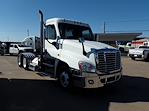 Used 2017 Freightliner Cascadia Day Cab 6x4, Semi Truck for sale #679272 - photo 4