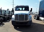 Used 2018 Freightliner Cascadia Day Cab 6x4, Semi Truck for sale #762269 - photo 3