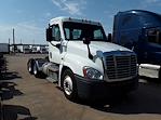 Used 2018 Freightliner Cascadia Day Cab 6x4, Semi Truck for sale #762269 - photo 4