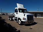 Used 2016 Freightliner Cascadia Day Cab 6x4, Semi Truck for sale #774988 - photo 4