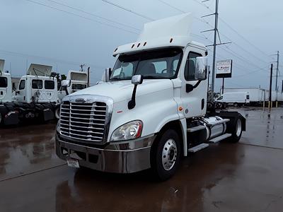 Used 2019 Freightliner Cascadia Day Cab 4x2, Semi Truck for sale #791194 - photo 1