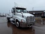 Used 2019 Freightliner Cascadia Day Cab 4x2, Semi Truck for sale #791194 - photo 4