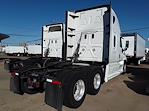 Used 2019 Freightliner Cascadia Sleeper Cab 6x4, Semi Truck for sale #803269 - photo 5