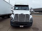 Used 2019 Freightliner Cascadia Sleeper Cab 6x4, Semi Truck for sale #807316 - photo 3