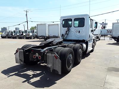 Used 2019 Freightliner Cascadia Day Cab 6x4, Semi Truck for sale #808118 - photo 2