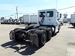 Used 2019 Freightliner Cascadia Day Cab 6x4, Semi Truck for sale #808118 - photo 2