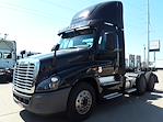 Used 2019 Freightliner Cascadia Day Cab 6x4, Semi Truck for sale #868843 - photo 1