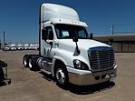 Used 2020 Freightliner Cascadia Day Cab 6x4, Semi Truck for sale #881256 - photo 4