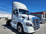 Used 2018 Freightliner Cascadia Day Cab 4x2, Semi Truck for sale #221540 - photo 4