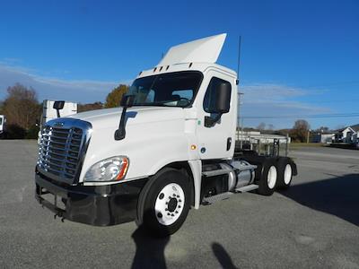 Used 2020 Freightliner Cascadia Day Cab 6x4, Semi Truck for sale #230314 - photo 1