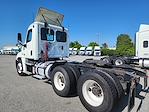 Used 2016 Freightliner Cascadia Day Cab 6x4, Semi Truck for sale #354617 - photo 2