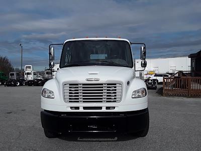 Used 2016 Freightliner M2 106 6x4, 26' Flatbed Truck for sale #391896 - photo 1