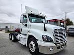 Used 2017 Freightliner Cascadia Day Cab 6x4, Semi Truck for sale #673775 - photo 3