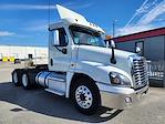 Used 2017 Freightliner Cascadia Day Cab 6x4, Semi Truck for sale #673781 - photo 3
