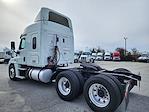 Used 2017 Freightliner Cascadia Sleeper Cab 6x4, Semi Truck for sale #675524 - photo 2