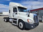 Used 2017 Freightliner Cascadia Sleeper Cab 6x4, Semi Truck for sale #675538 - photo 4
