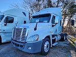 Used 2017 Freightliner Cascadia Sleeper Cab 6x4, Semi Truck for sale #675551 - photo 1