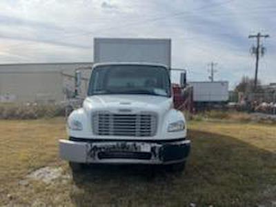 Used 2018 Freightliner M2 106 Conventional Cab 4x2, Box Truck for sale #756901 - photo 2