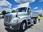 Used 2019 Freightliner Cascadia Day Cab 4x2, Semi Truck for sale #820642 - photo 3