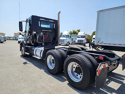 Used 2019 Volvo VNL 6x4, Semi Truck for sale #876283 - photo 2