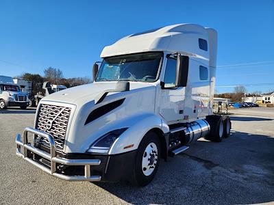 Used 2019 Volvo VNL 6x4, Semi Truck for sale #878034 - photo 1