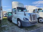 Used 2020 Freightliner Cascadia Day Cab 6x4, Semi Truck for sale #879263 - photo 2