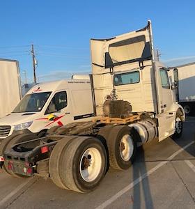 Used 2018 Volvo VNR 6x4, Semi Truck for sale #222275 - photo 2