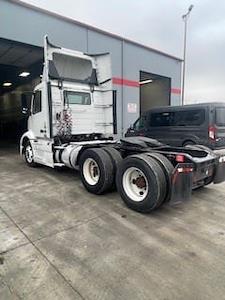 Used 2018 Volvo VNR Conventional Cab 6x4, Semi Truck for sale #222277 - photo 2