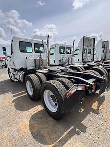 Used 2020 Freightliner Cascadia Day Cab 6x4, Semi Truck for sale #238328 - photo 2