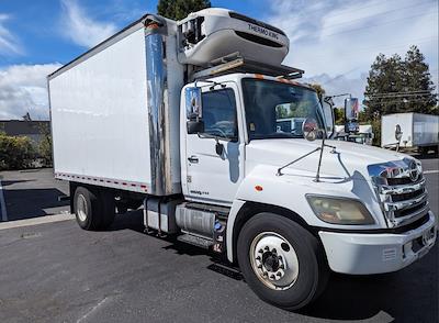 Used 2016 Hino 268A Single Cab 4x2, 18' Refrigerated Body for sale #658499 - photo 1