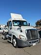 Used 2017 Freightliner Cascadia Day Cab 6x4, Semi Truck for sale #662178 - photo 4