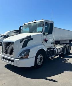 Used 2017 Volvo VNL 6x4, Semi Truck for sale #664355 - photo 1