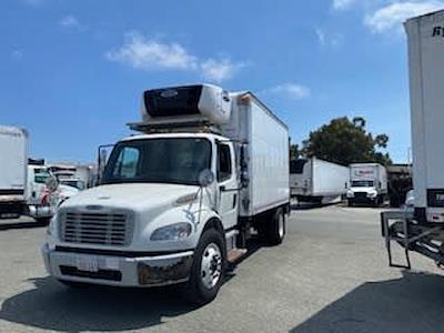 Used 2017 Freightliner M2 106 Conventional Cab 4x2, Box Truck for sale #674061 - photo 1