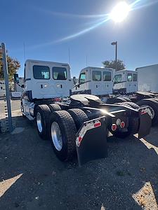 Used 2018 Freightliner Cascadia Day Cab 6x4, Semi Truck for sale #685494 - photo 2