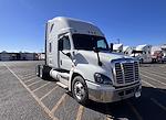 Used 2019 Freightliner Cascadia Sleeper Cab 6x4, Semi Truck for sale #810064 - photo 4
