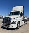 Used 2019 Freightliner Cascadia Day Cab 6x4, Semi Truck for sale #869414 - photo 5