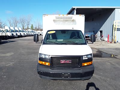 Used 2019 GMC Savana 3500 4x2, Box Van for sale #247573 - photo 2