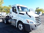 Used 2021 Freightliner Cascadia Day Cab 6x4, Semi Truck for sale #295979 - photo 4