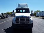 Used 2016 Freightliner Cascadia Day Cab 6x4, Semi Truck for sale #359360 - photo 3