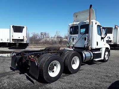 Used 2014 Freightliner Cascadia Day Cab 6x4, Semi Truck for sale #545304 - photo 2