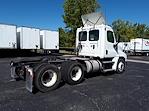 Used 2017 Freightliner Cascadia Day Cab 6x4, Semi Truck for sale #672260 - photo 3