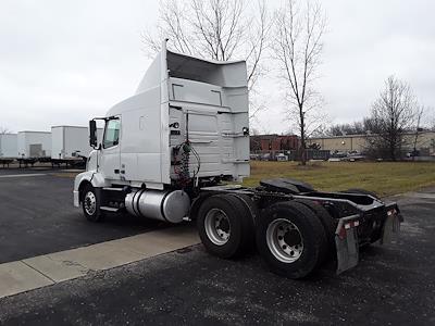 Used 2017 Volvo VNL 6x4, Semi Truck for sale #672334 - photo 2