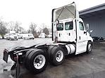 Used 2017 Freightliner Cascadia Day Cab 6x4, Semi Truck for sale #676457 - photo 5
