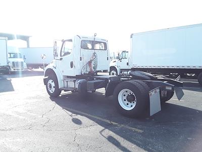 Used 2018 Freightliner M2 106 4x2, Semi Truck for sale #679190 - photo 2