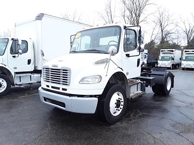 Used 2018 Freightliner M2 106 4x2, Semi Truck for sale #679199 - photo 1