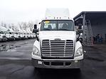 Used 2018 Freightliner Cascadia Day Cab 6x4, Semi Truck for sale #685200 - photo 3