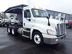 Used 2018 Freightliner Cascadia Day Cab 6x4, Semi Truck for sale #685200 - photo 4