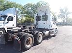 Used 2018 Freightliner Cascadia Day Cab 6x4, Semi Truck for sale #685229 - photo 5